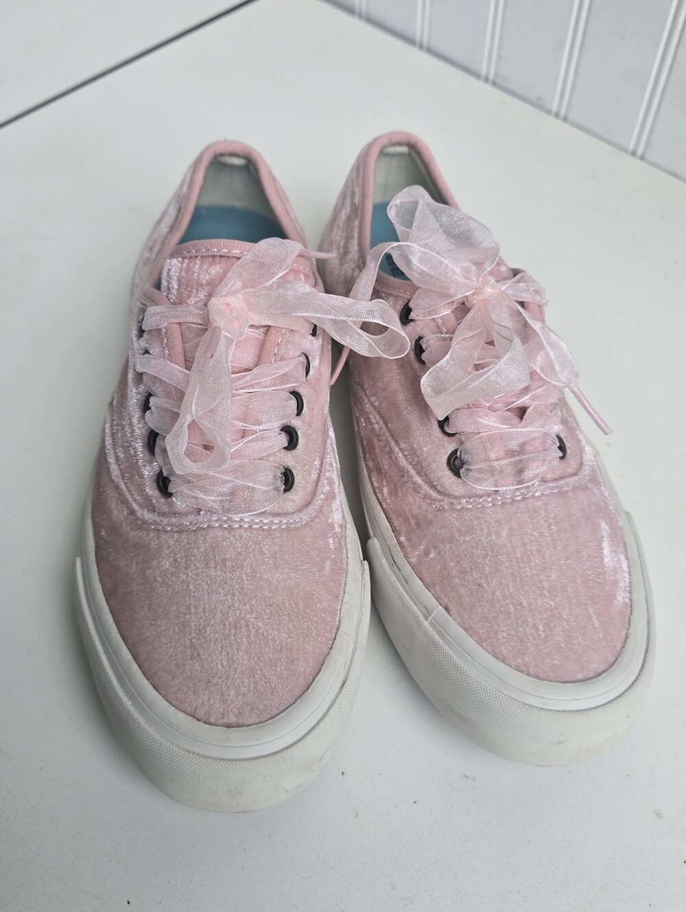 SeaVees for J. Crew Legend Sneakers Shimmer Pink Velvet Ribbon Laces Size 7 sv25